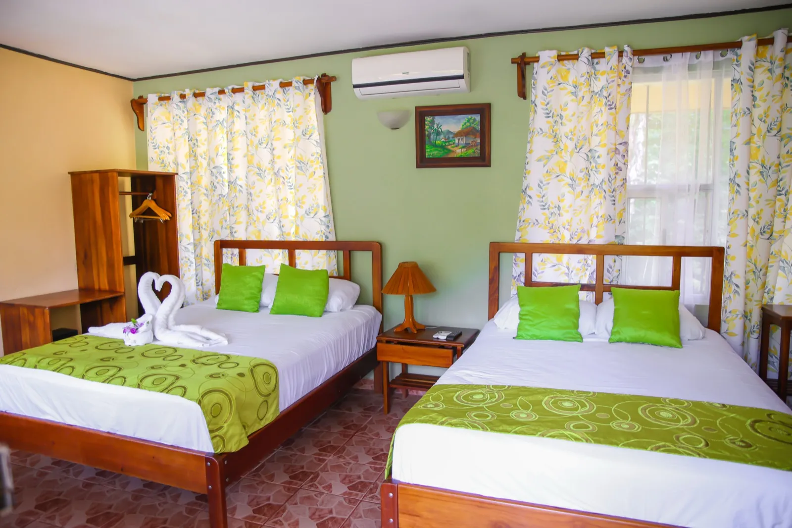 Habitación Estándar con dos camas dobles